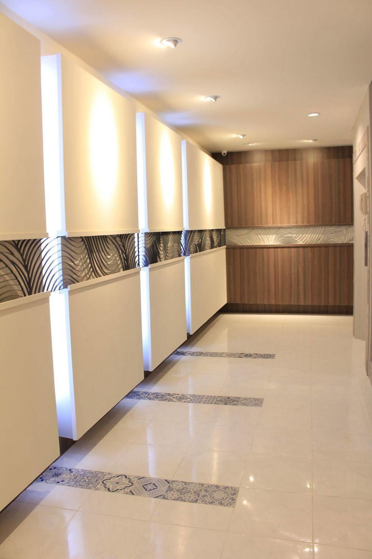Hotel October Phuket Eksteriør bilde